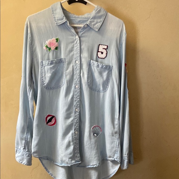 Sz L Rails Light Blue Chambray Shirt with Embroidered Patches - Picture 1 of 13